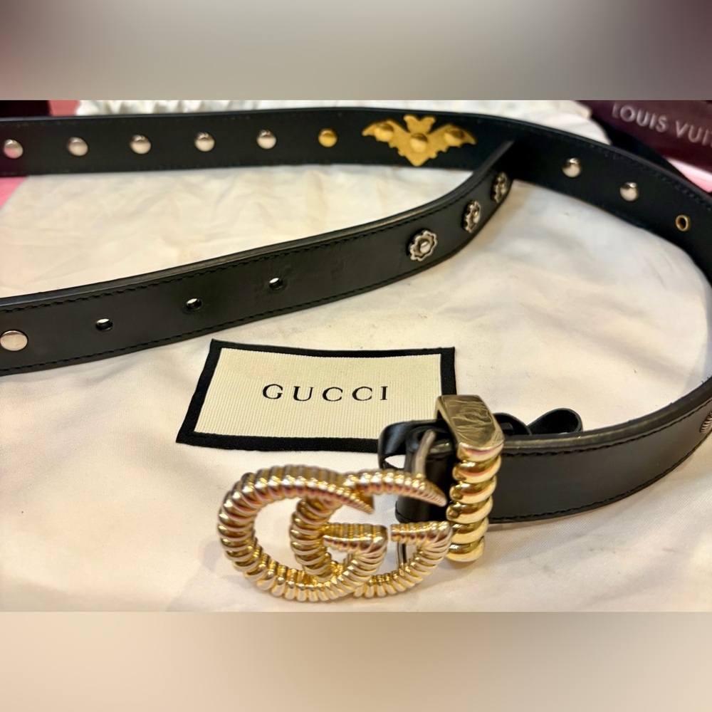 GUCCI Black Leather Double G Buckle Studded Belt Accents and Bat Detail🔥 EUC!! - Picture 11 of 16